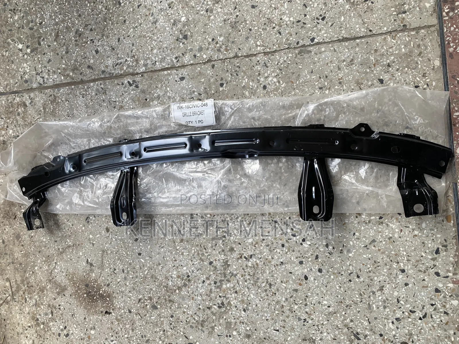Honda Civic 2016 Grille Brackets