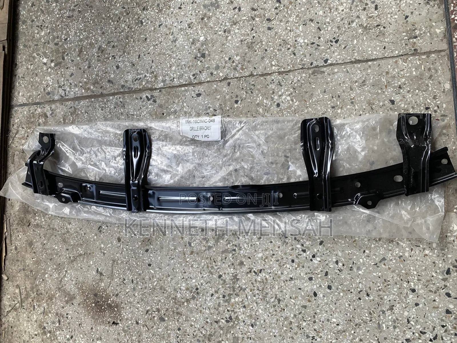 Honda Civic 2016 Grille Brackets