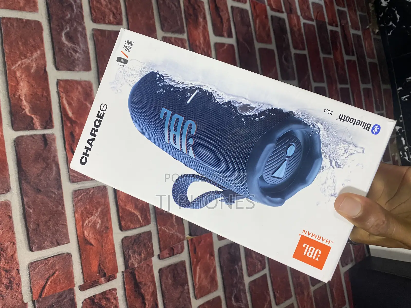 JBL Charge 6