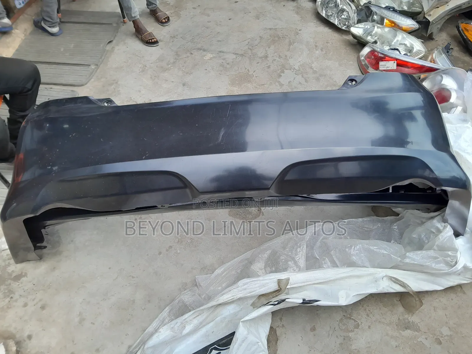 Toyota Camry Spider 2012,2013,2014 Back Bumper Se Sports