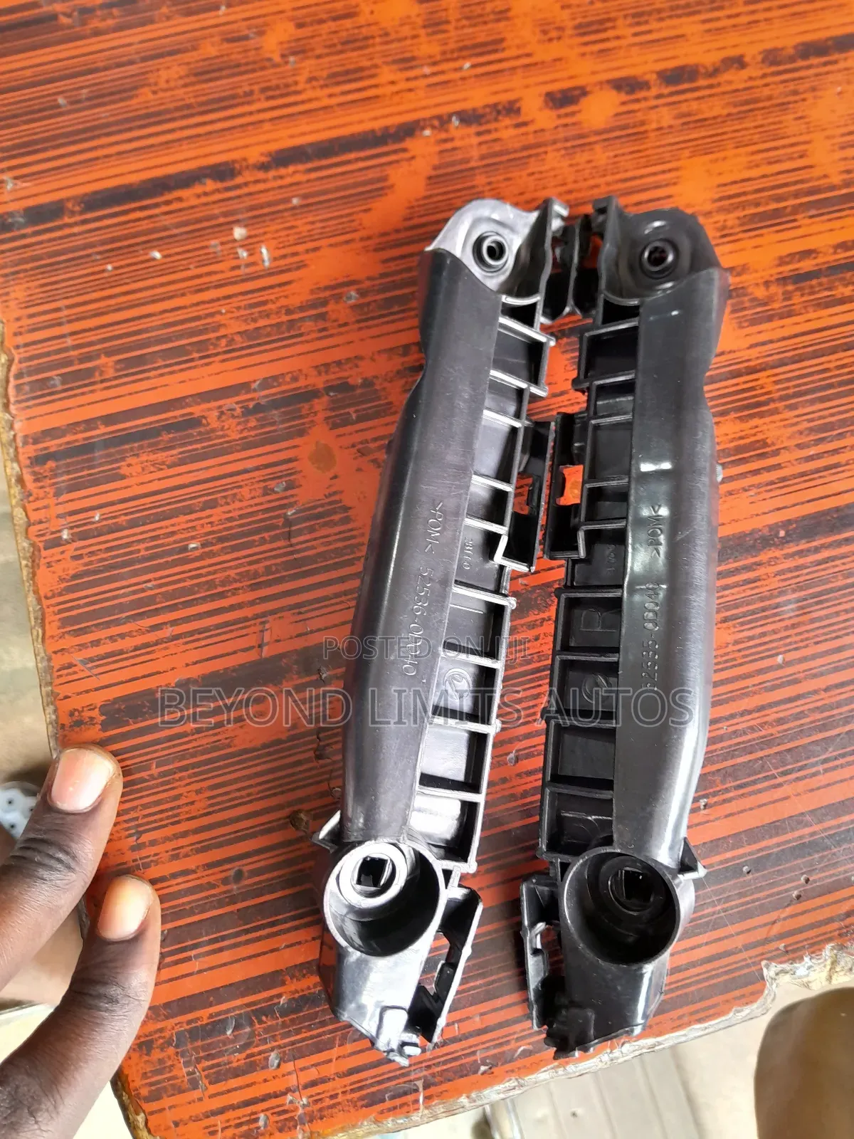 Toyota Camry Spider 2012,2013,2014 Fender/Bumper Locker Pair