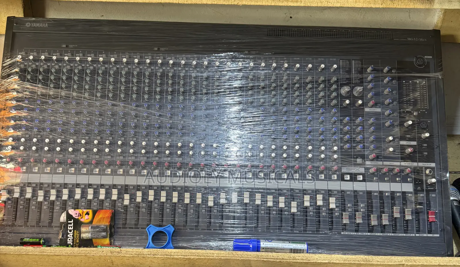 Yamaha Mg- 32 Channel Raw Mixer