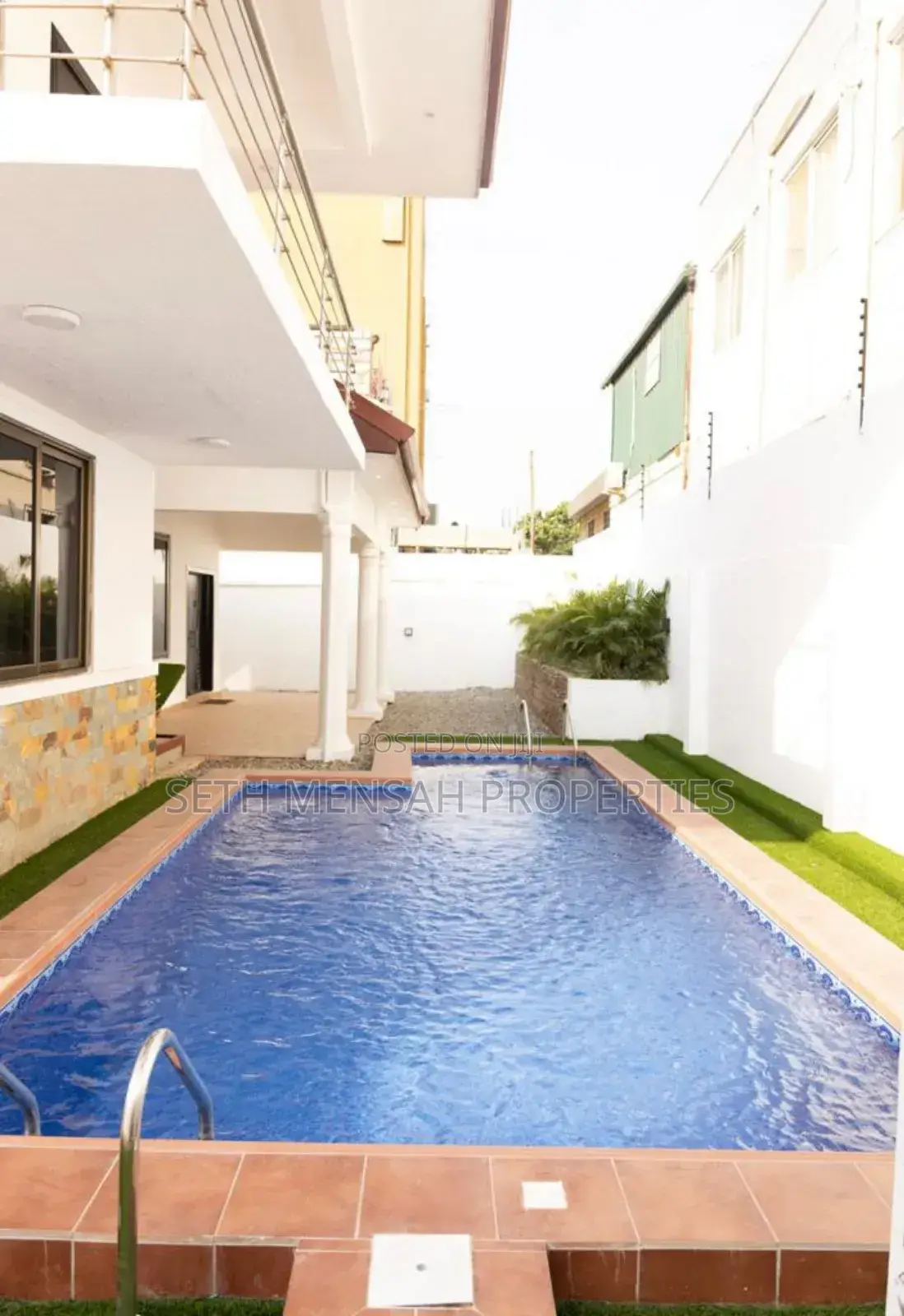 5bdrm House in Airport Residential Area for rent