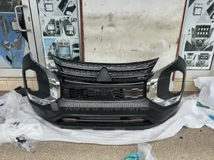 Outlander 2022,2023,2024 Front Bumper Complete