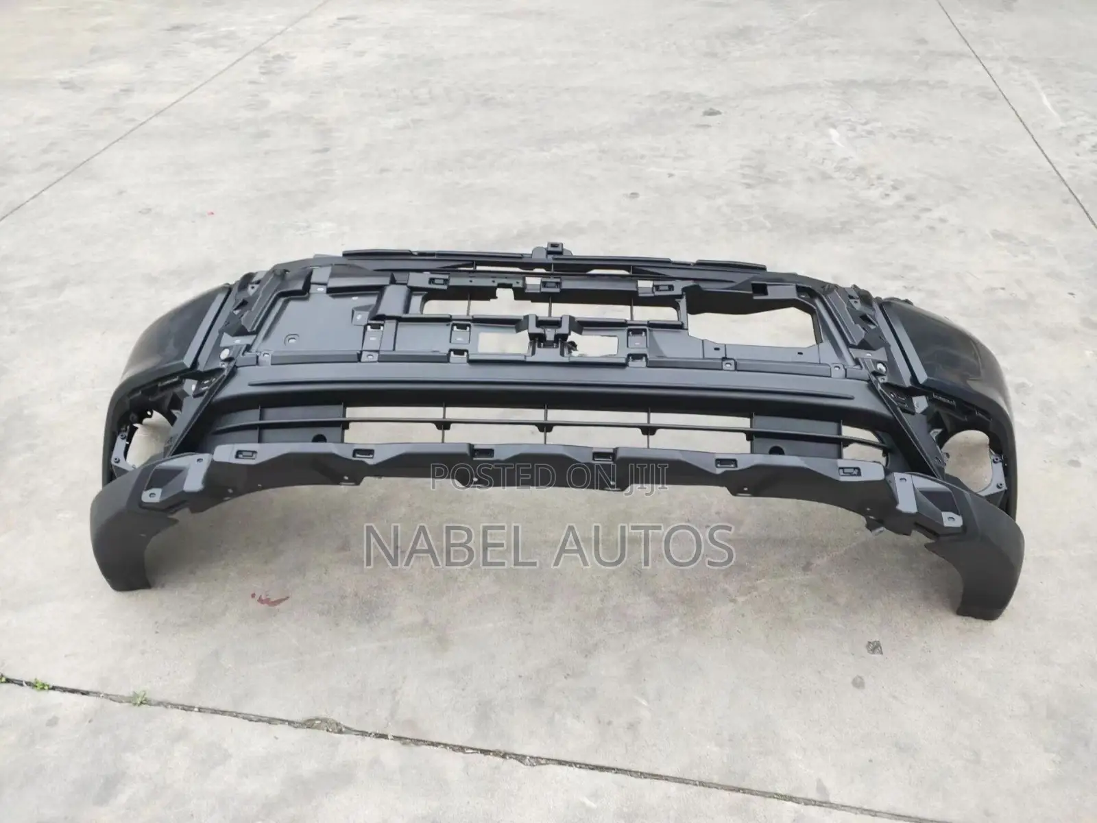 Outlander 2018 Front Bumper