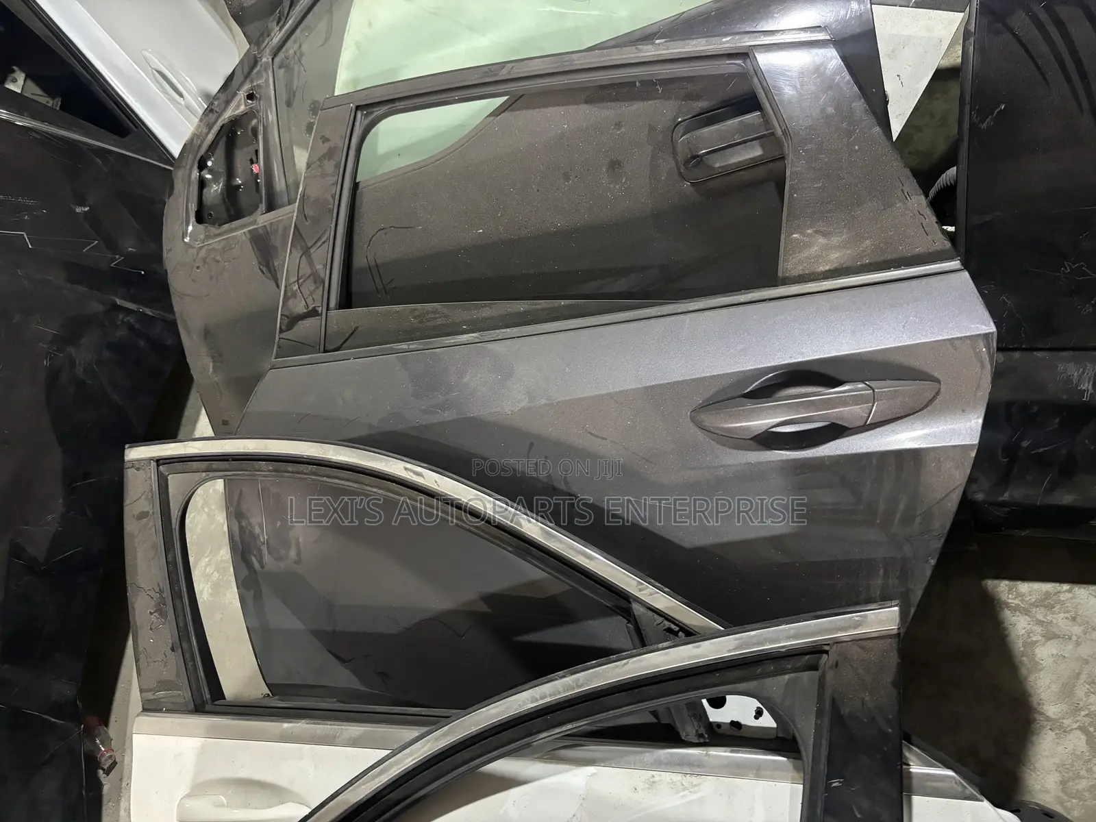 Acura RDX 2018-2020 Doors