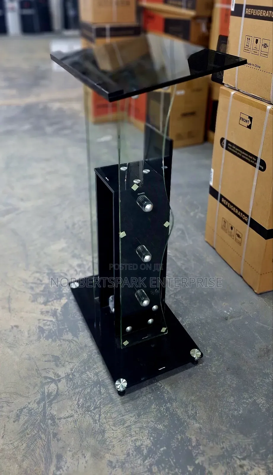 Glass Pulpit(Pt236)