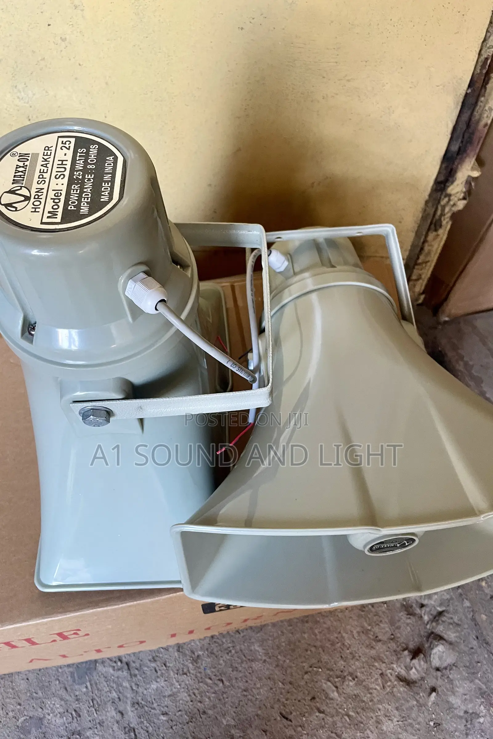Maxx On [Suh 25] Car Horn Speakers - Pair