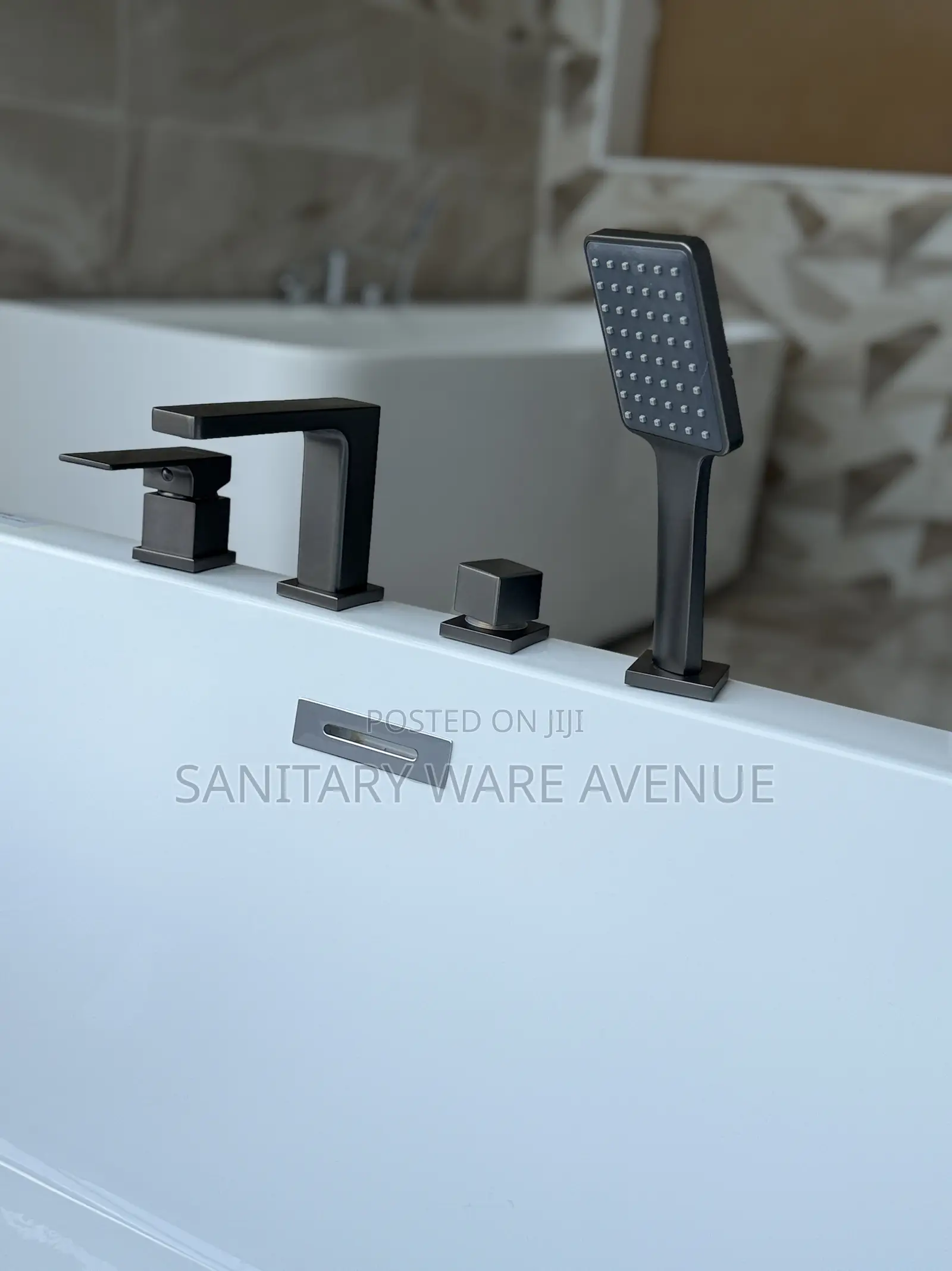 Jacuzzi Bathtub _ Matte Grey Bathtub