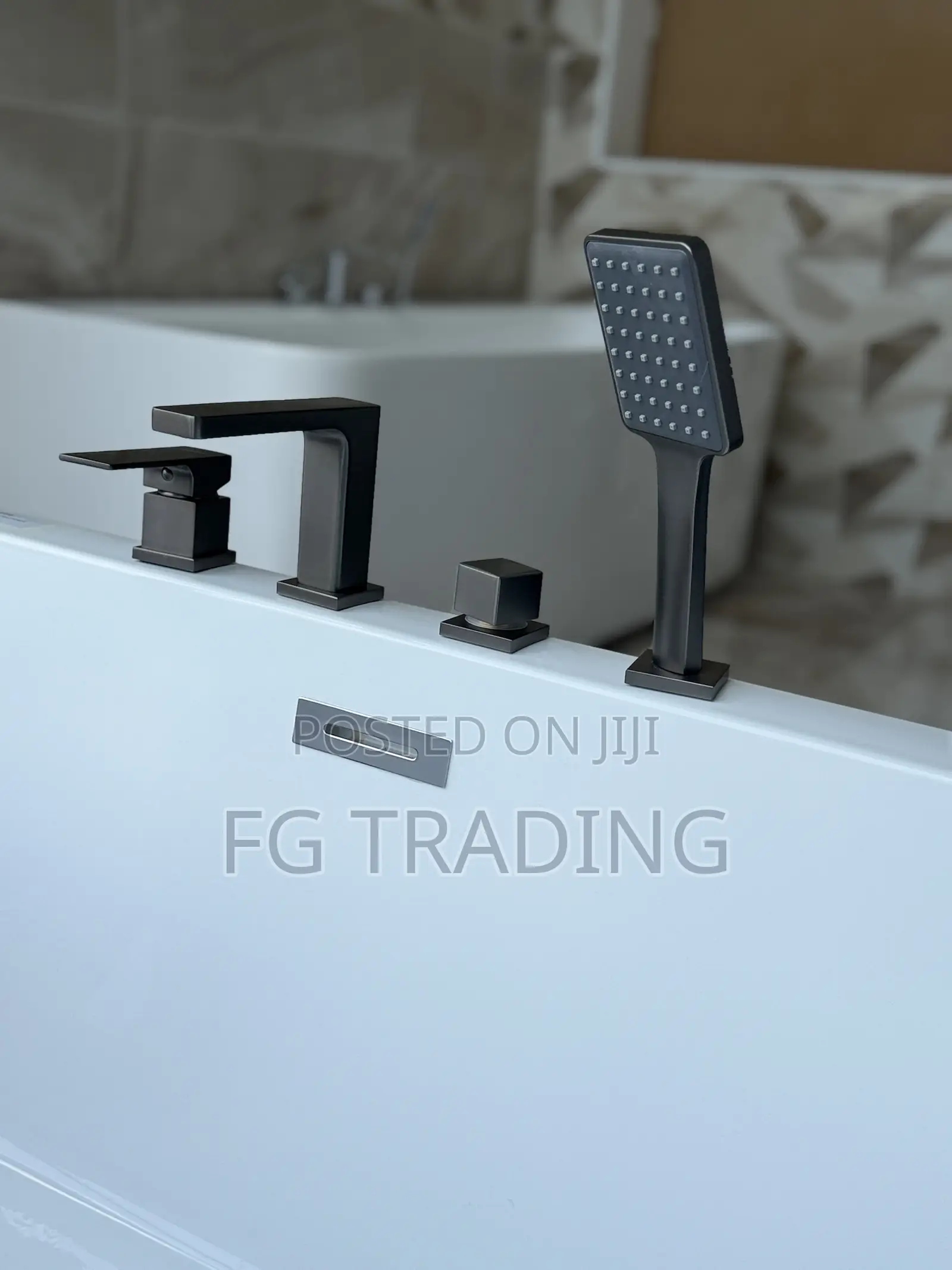 Jacuzzi Bathtub _ Matte Grey Bathtub