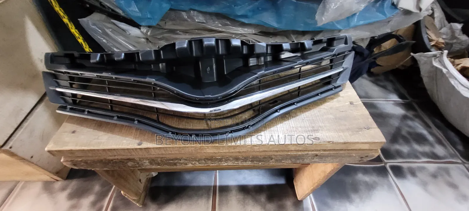 Toyota Vitz 2012,2013,2014,2015 Front Shell/Top Grille