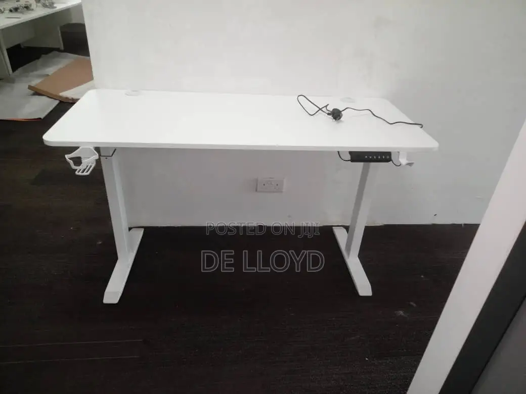 Electric Adjustable Table (140 Cm By 60 Cm )