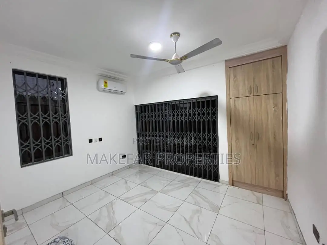 2bdrm Apartment in Ashaley Botwe for rent