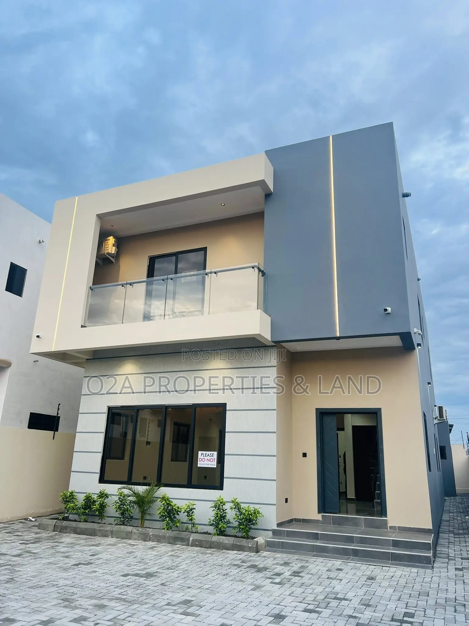 4bdrm House in Lakeside Estate for sale