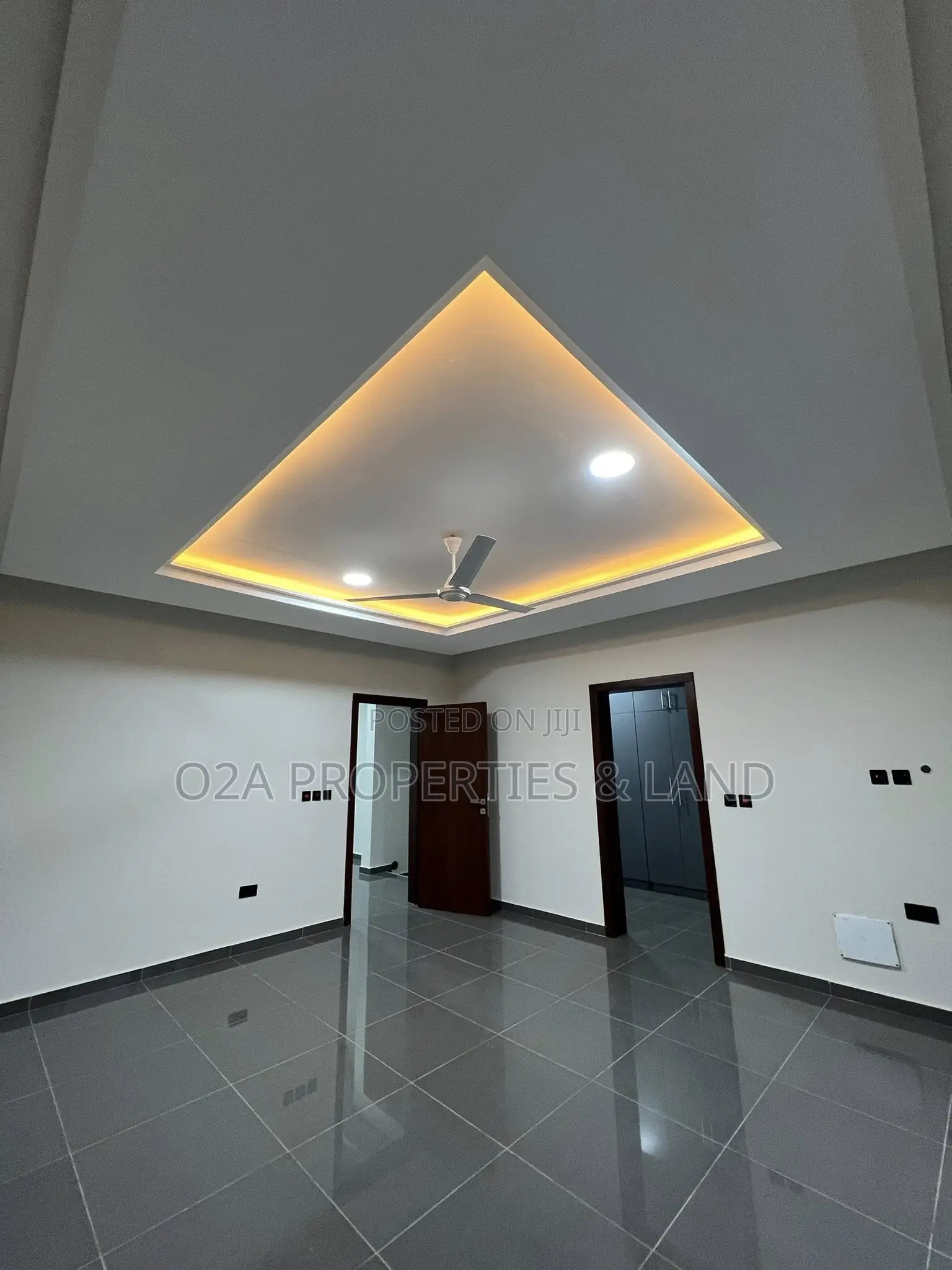 4bdrm House in Lakeside Estate for sale