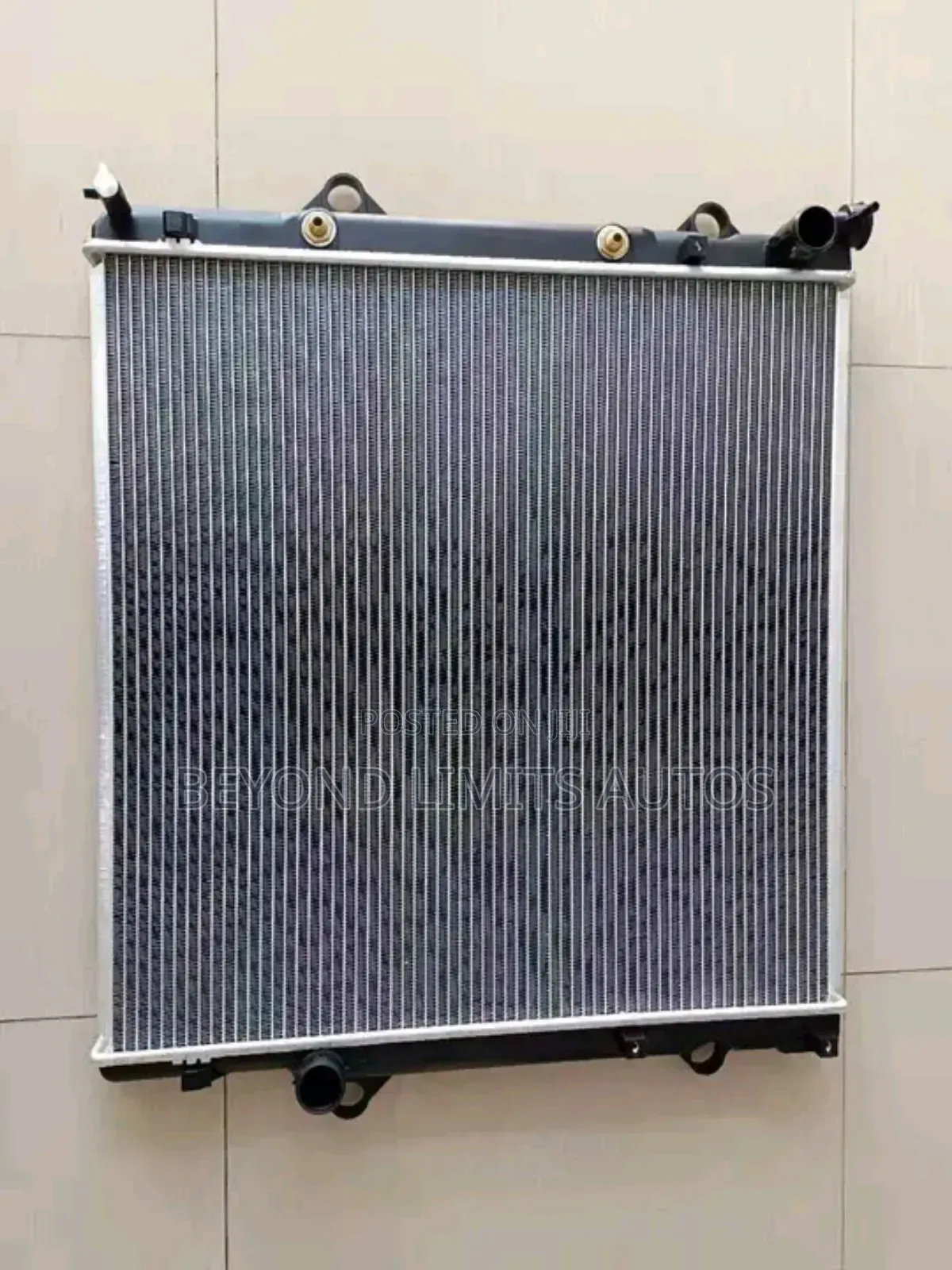 Lexus Gx-460 2011,2012,2013,2014,2015 Radiator/Water Tank