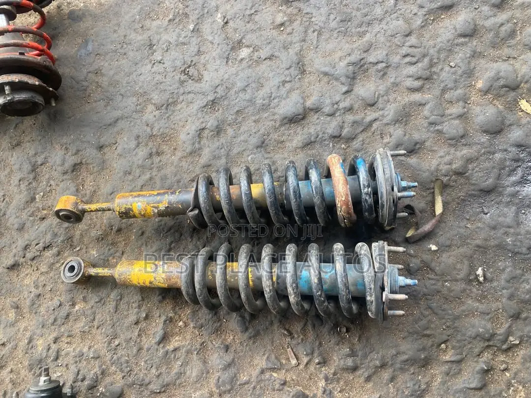 Toyota Land Cruiser / Hilux Front Shocks