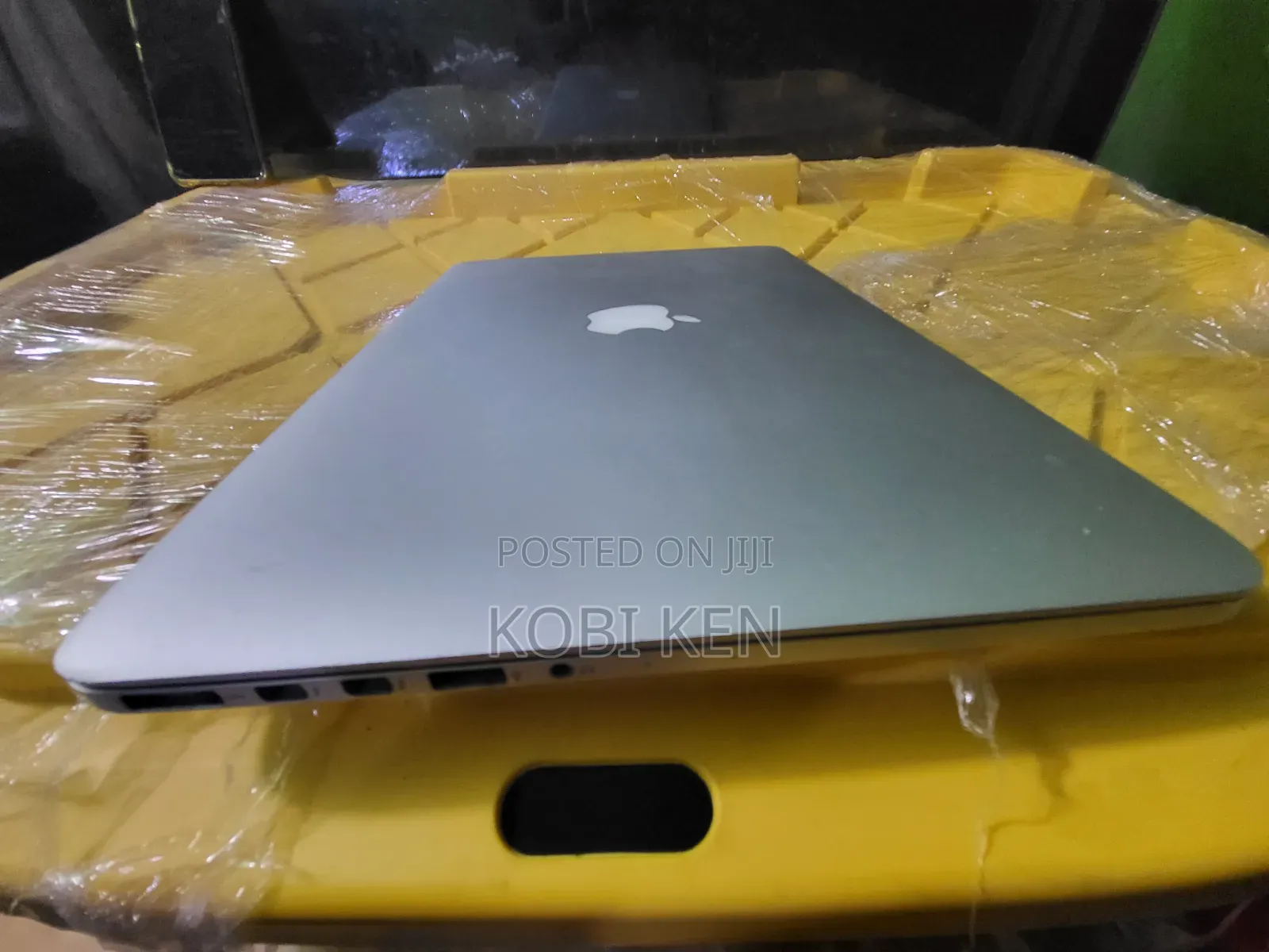 Laptop Apple MacBook Pro 2015 8GB Intel Core i5 SSD 256GB