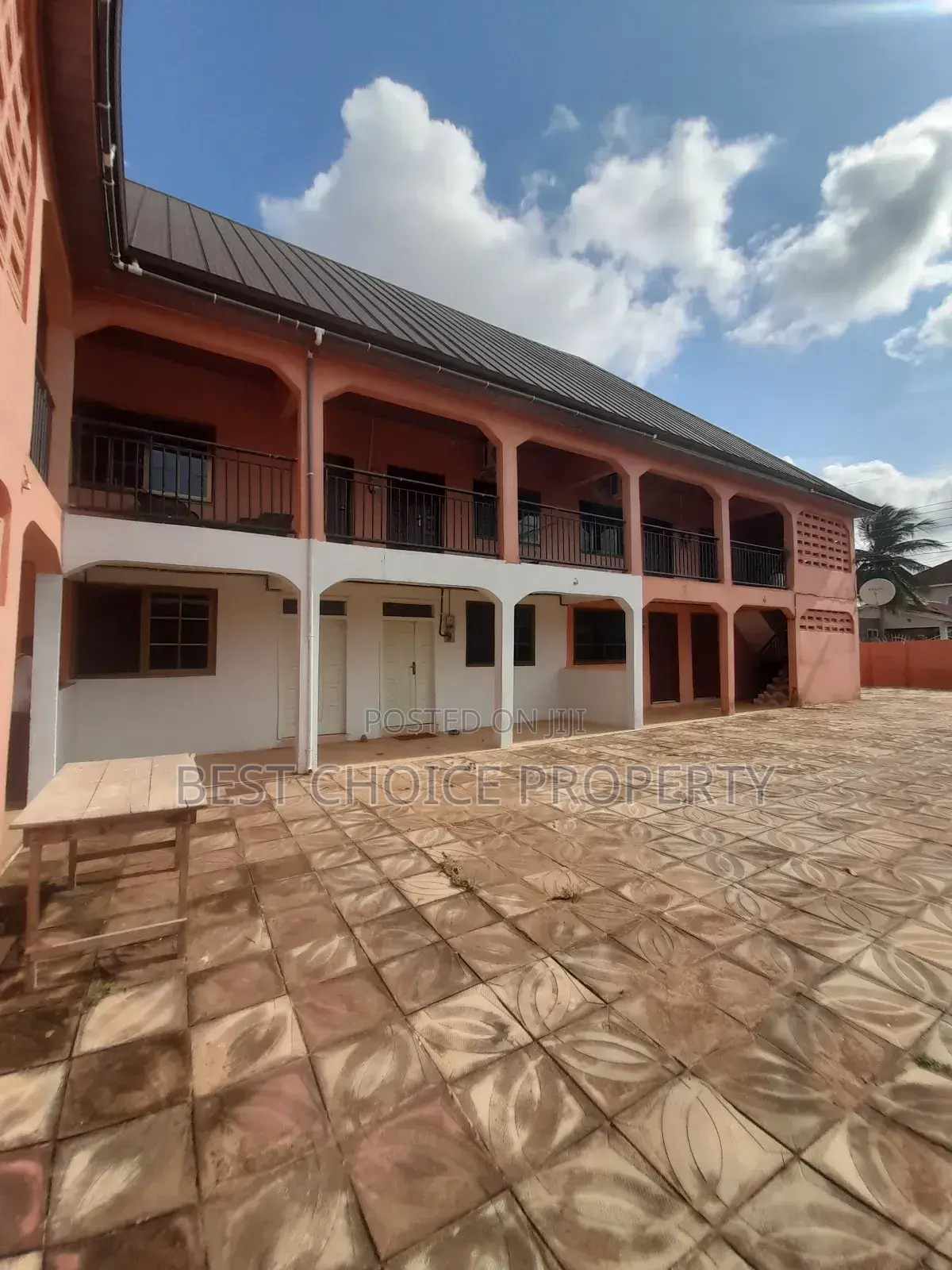 2bdrm Apartment in Ashiyie, Adenta for rent