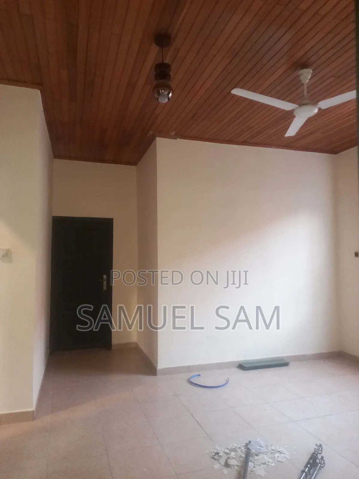 3bdrm House in Complex School, Tema Metropolitan for rent