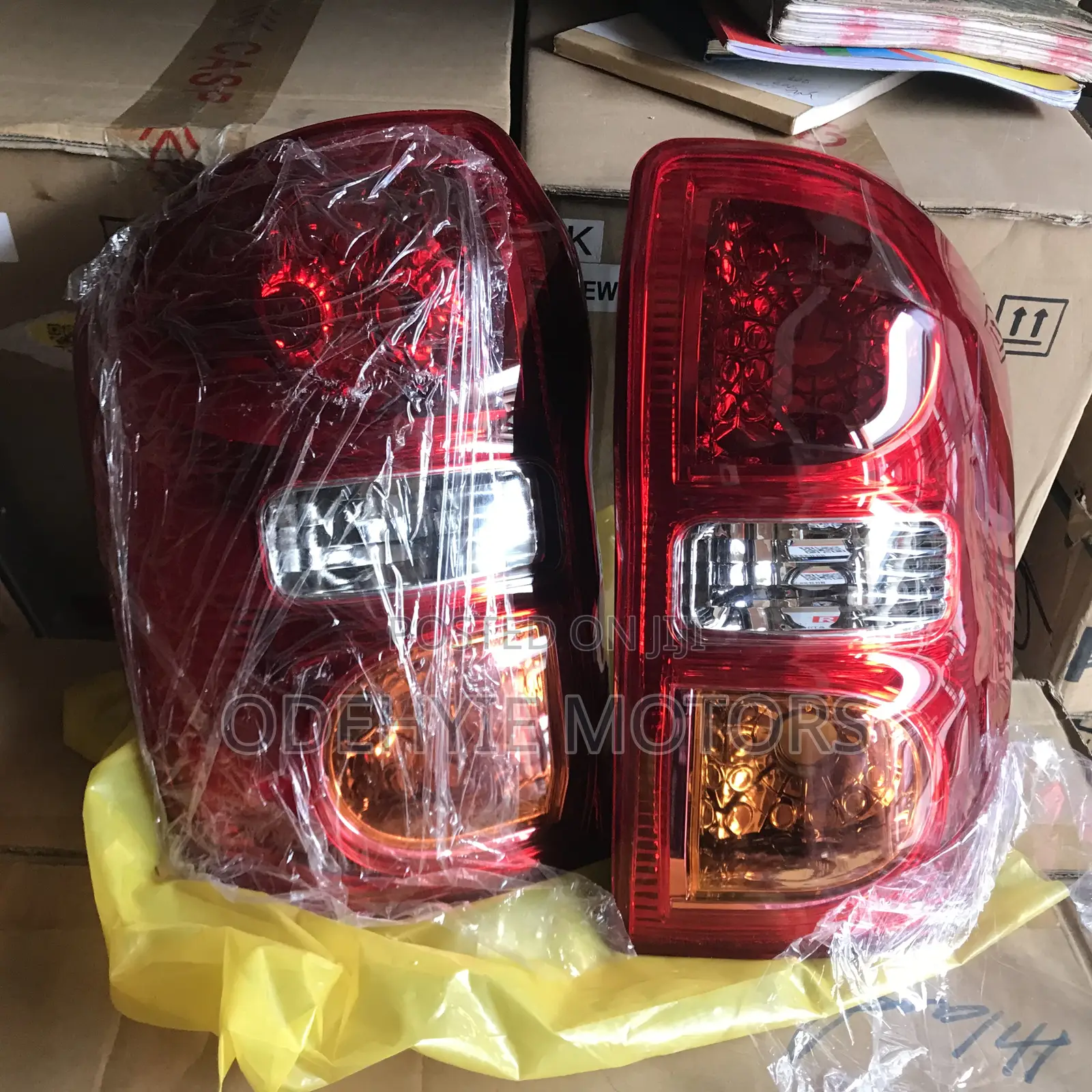 Toyota Rav4 2004 Taillight