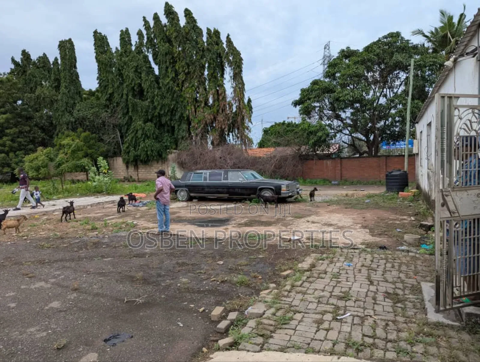 Land for Sale. Ideal for Commercial/Residential Purposes