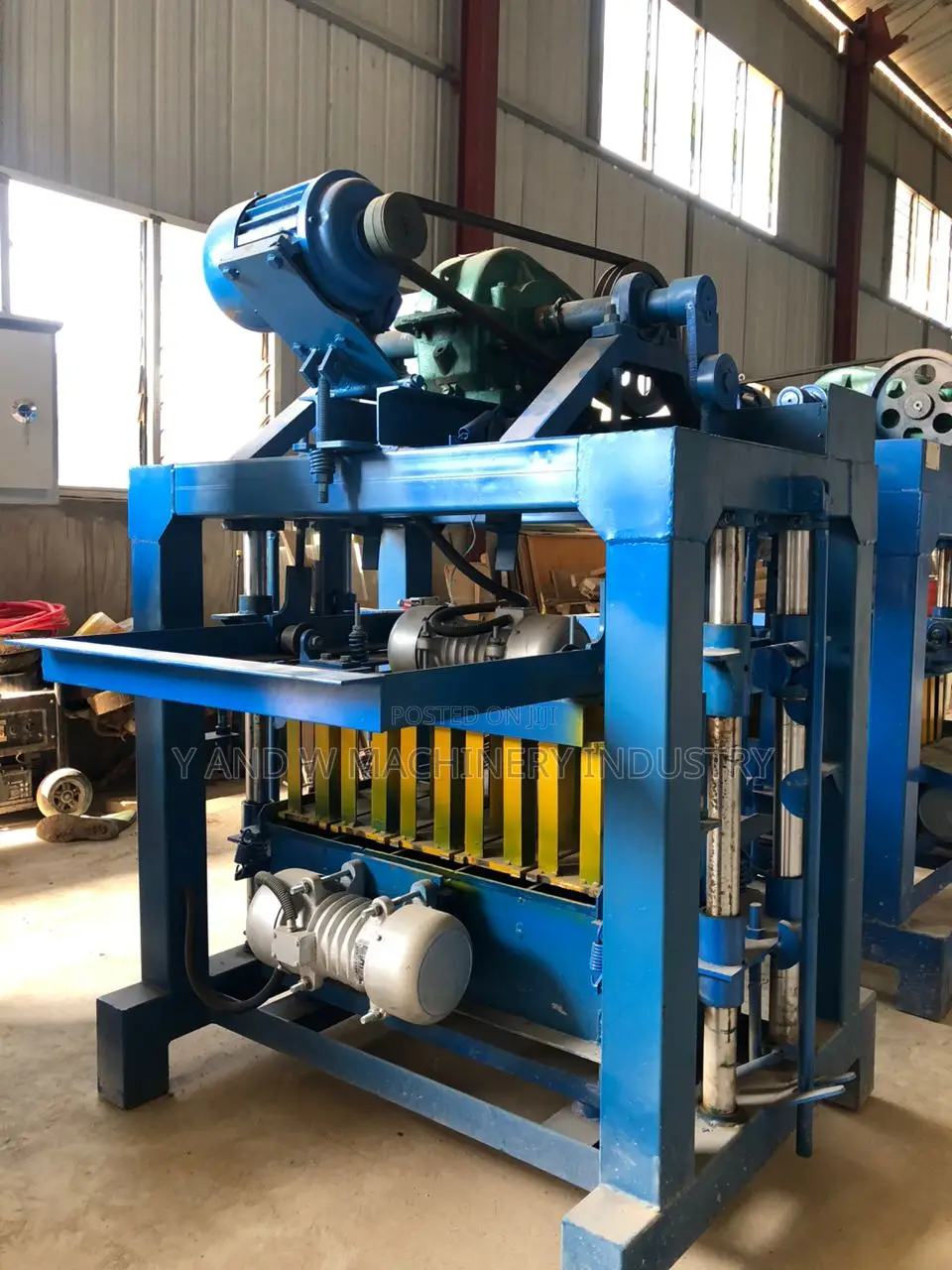 This Block Machine With Gearbox Is Selling at Wholesale Price.