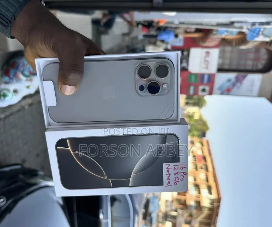 New Apple iPhone 16 Pro 128 GB Silver