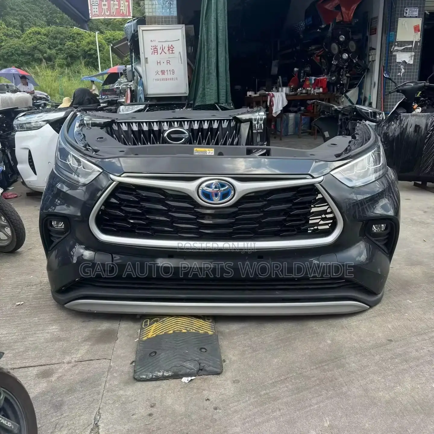 Toyota Highlander Front Cut 2022-2025