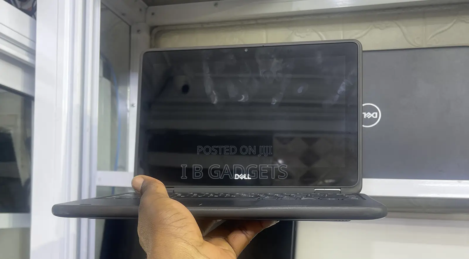 Laptop Dell Latitude 3180 4GB Intel Pentium SSD 128GB