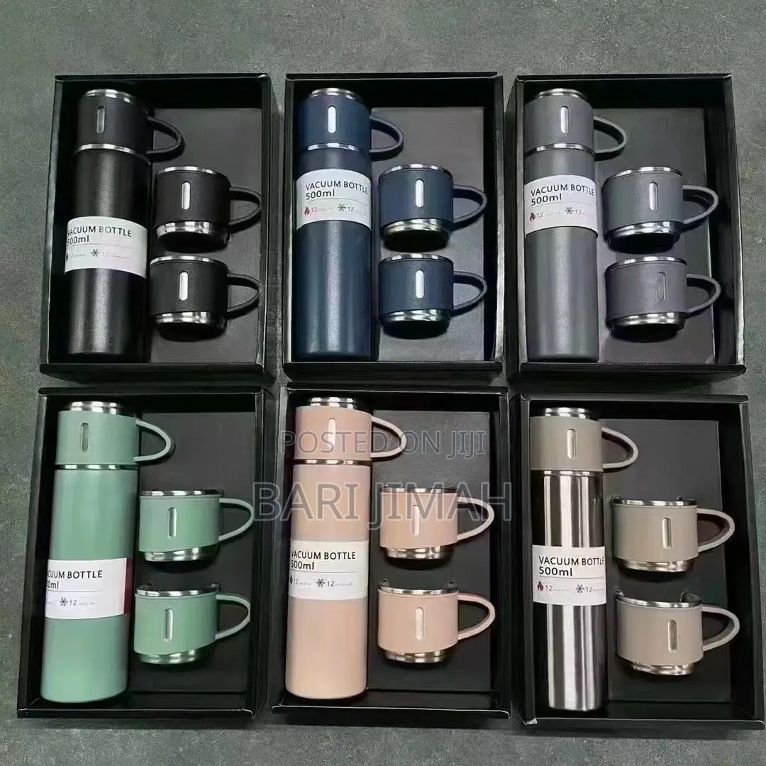 Vacuum Flasks With Two Extra Cups