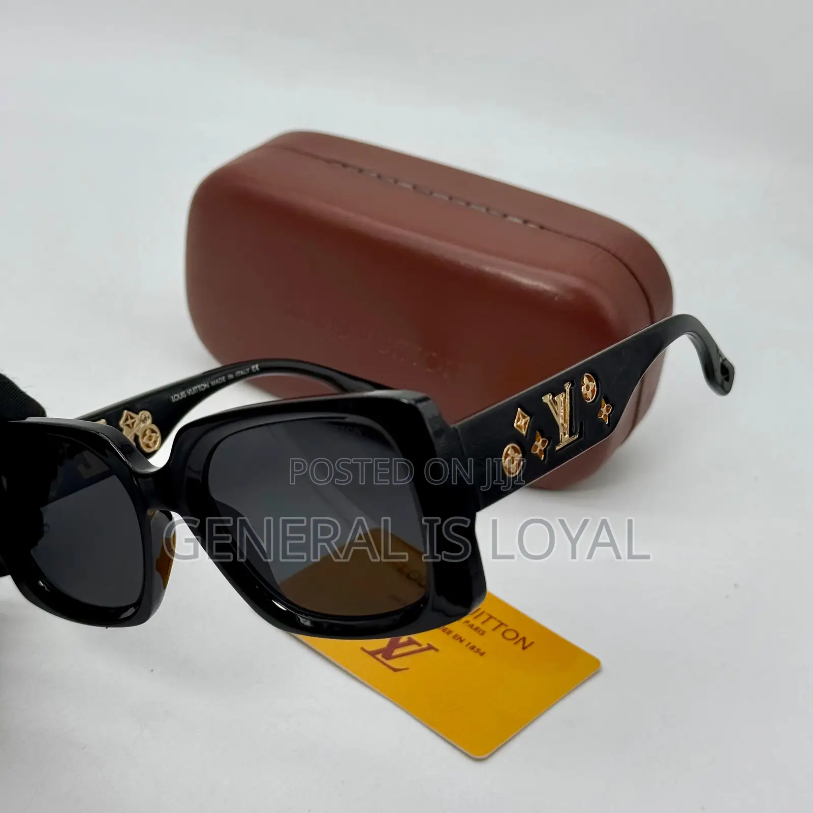 Louis Vuitton Shades / Mix