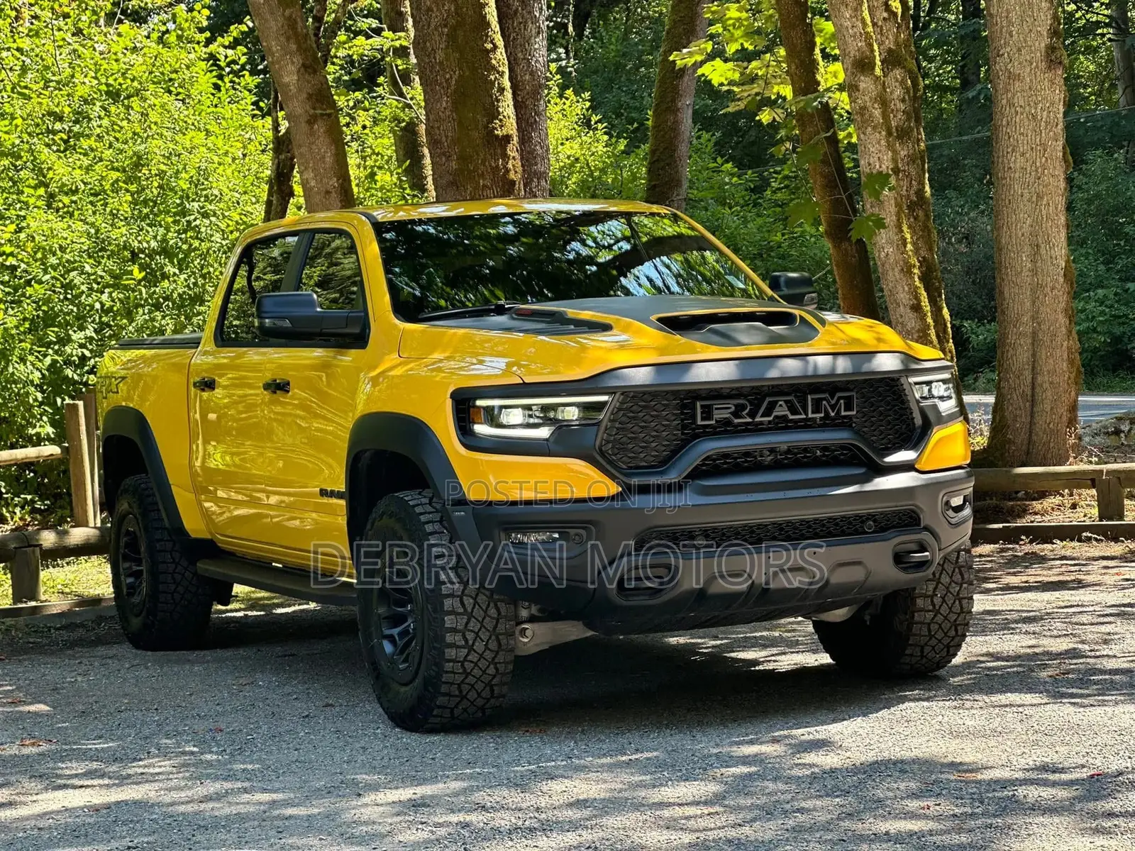 Dodge RAM 2023 Yellow