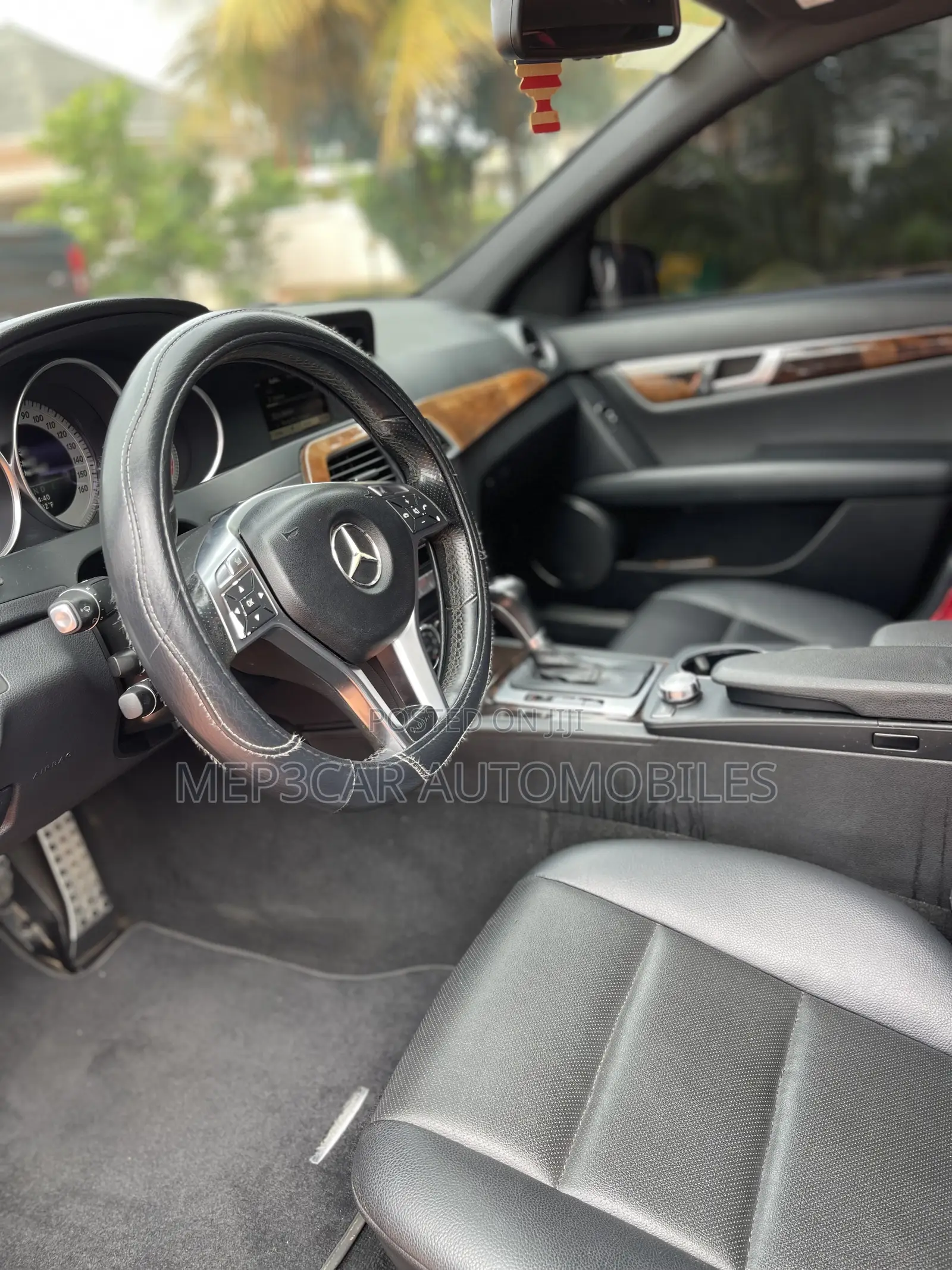 Mercedes-Benz C250 2014 Black