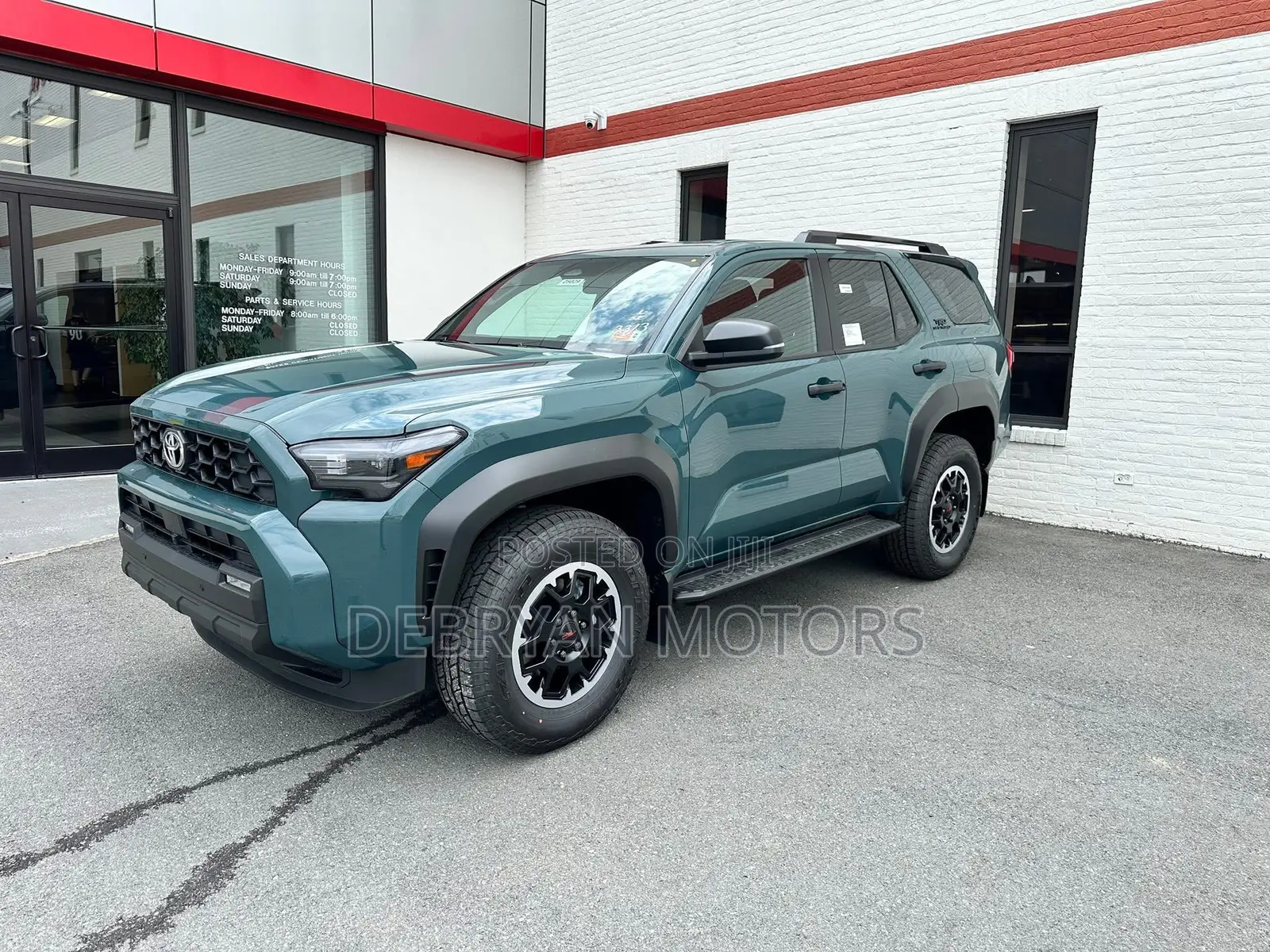 Toyota 4-Runner 2025 Green
