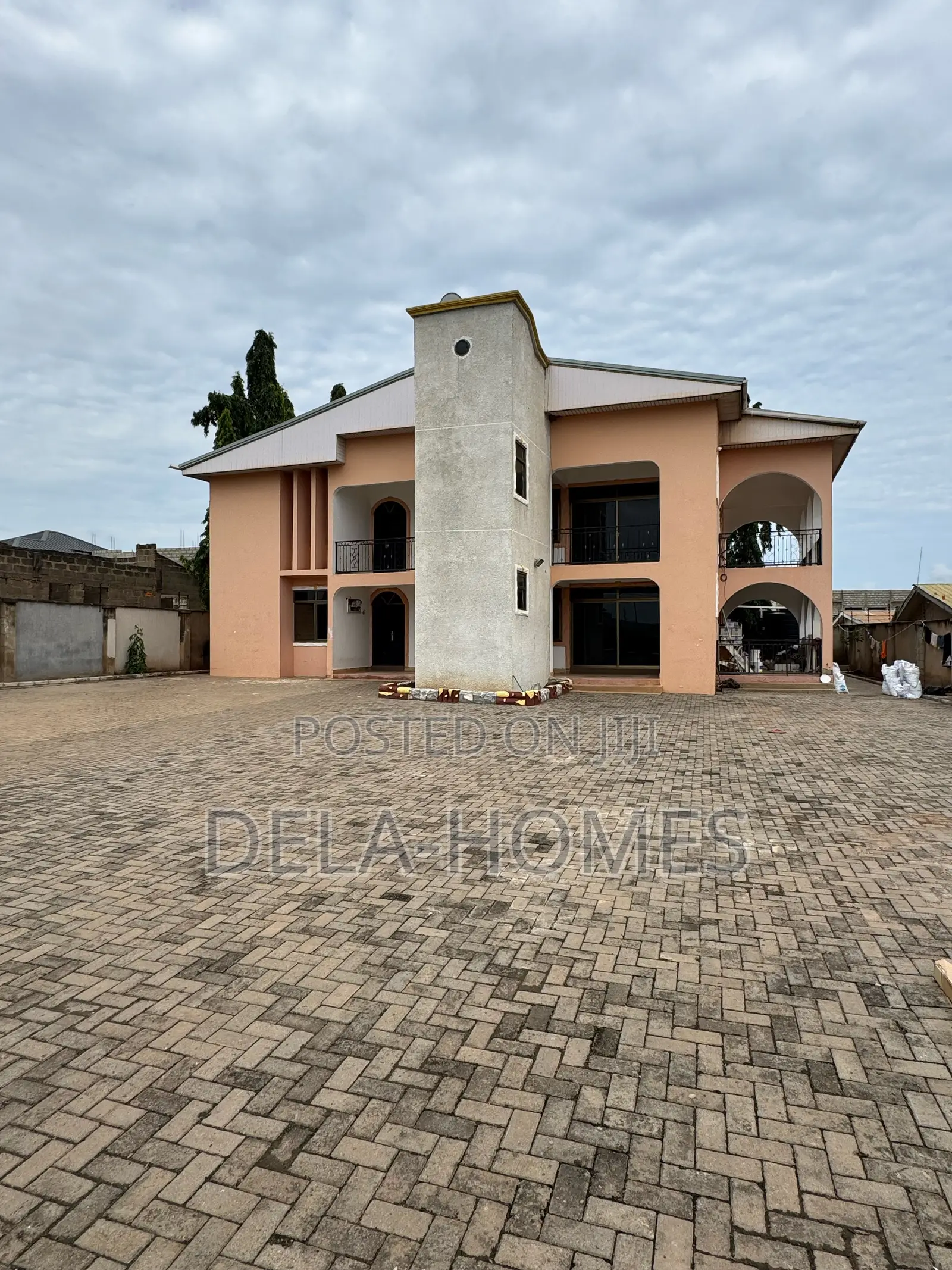 4bdrm Apartment in Adenta, Frafraha for rent