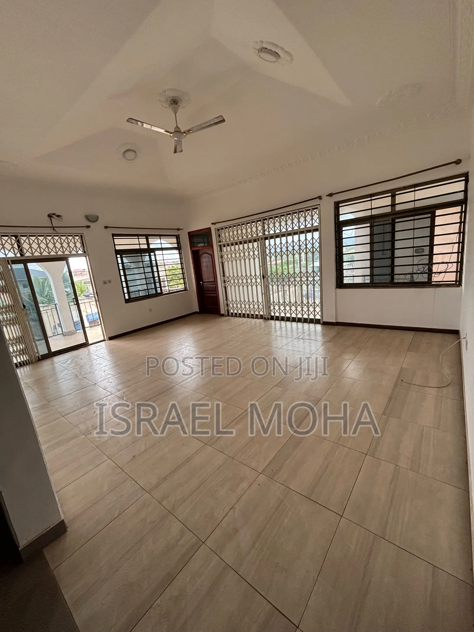 4bdrm Apartment in Adenta Ashiyie for rent
