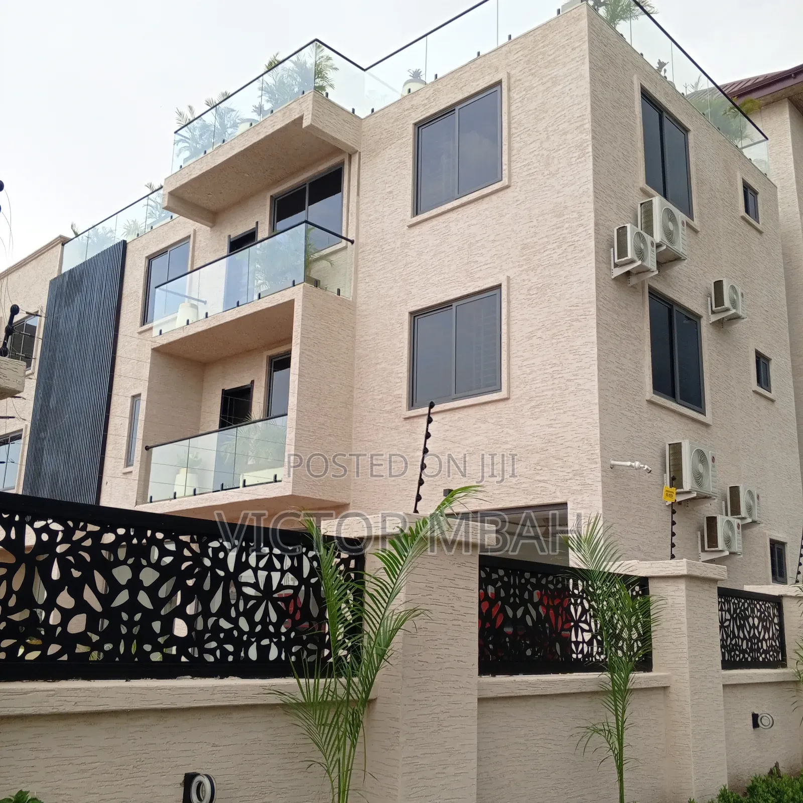 2bdrm Apartment in Dc Properties, Tema Metropolitan for rent