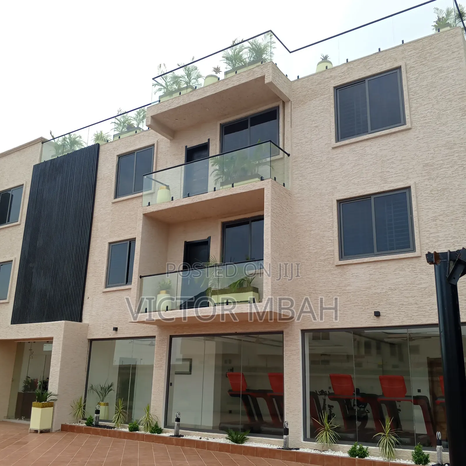 2bdrm Apartment in Dc Properties, Tema Metropolitan for rent