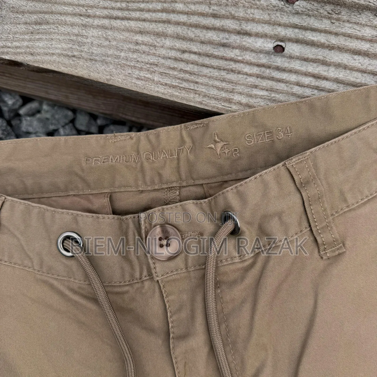 High Quality Plain Cargo Pants Available in Stock