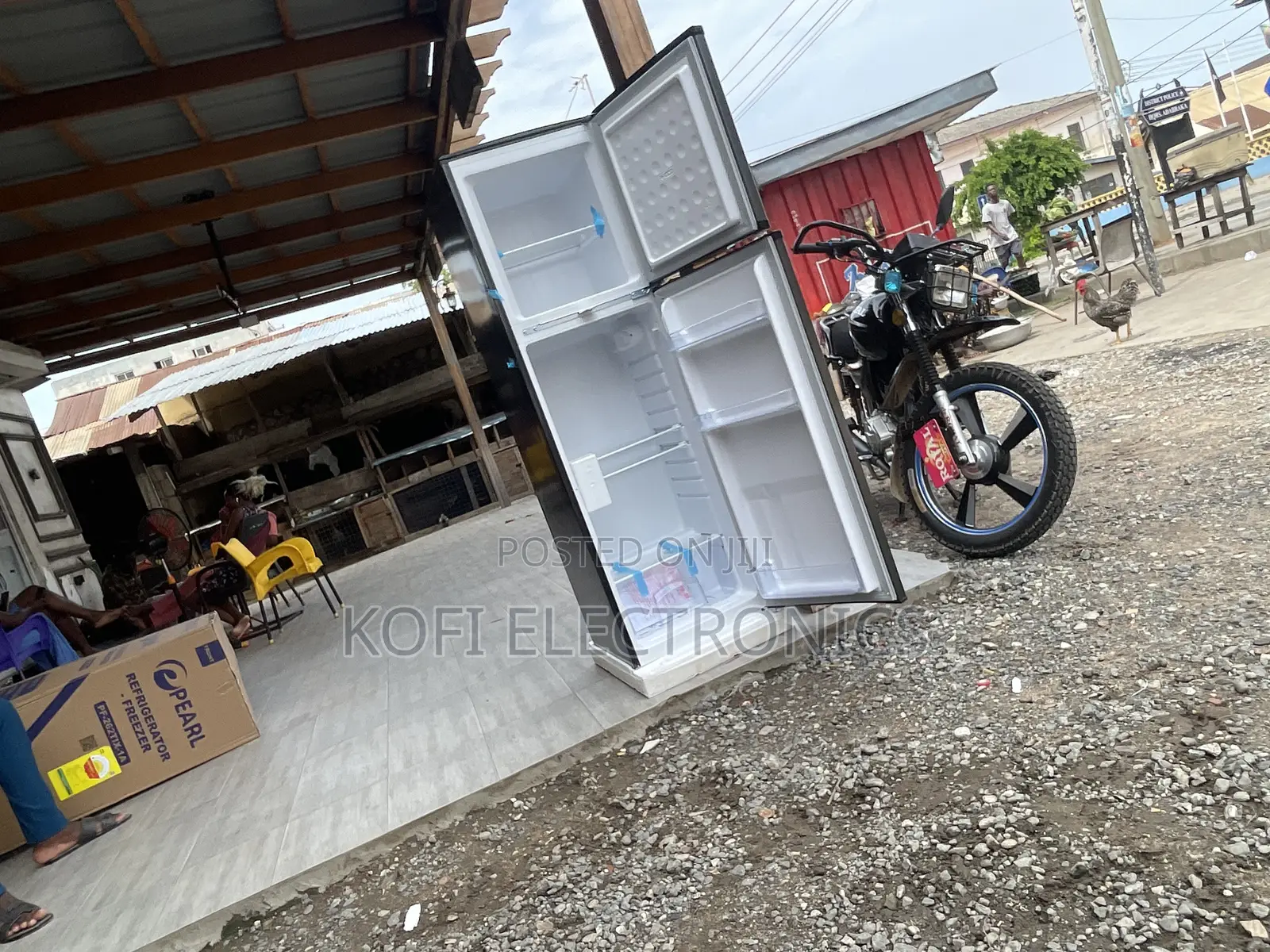 {Meets All Storage Needs} Pearl 166l Double Door Top Fridge