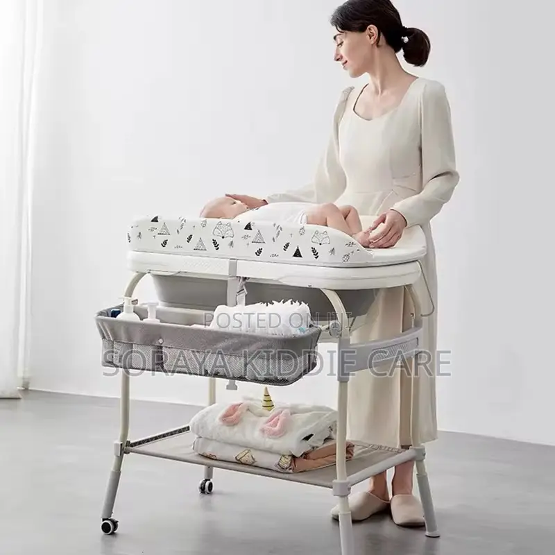 Toimoys Baby Bath and Changing Table