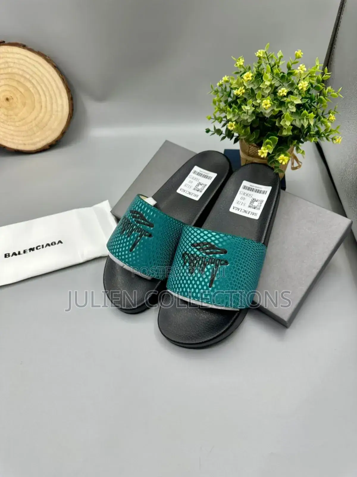 Quality Balenciaga Slide Green and Black