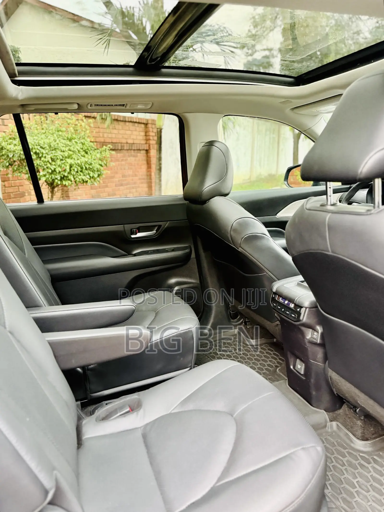 Toyota Grand Highlander Limited AWD 2024 Blue