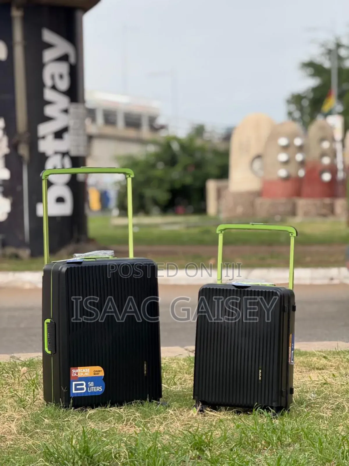 24" 20" 2set Luxury Zipless Luggages in Different Views