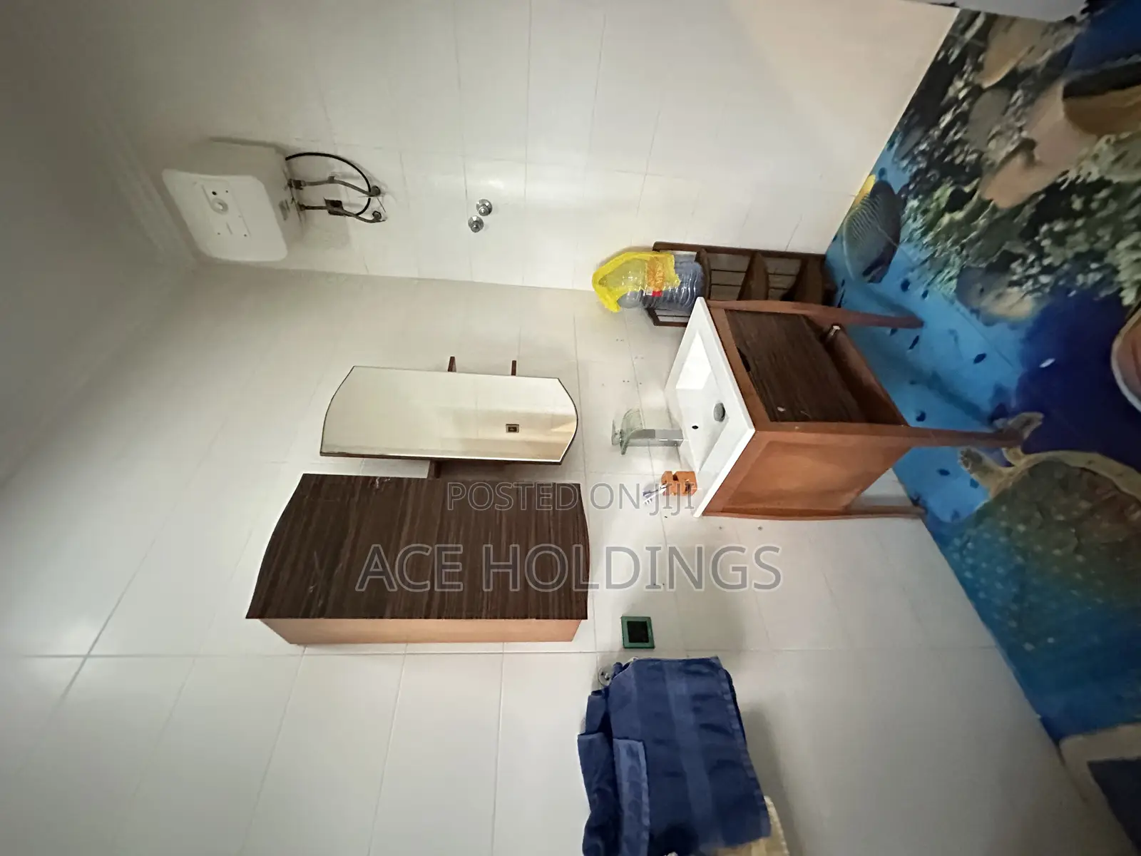 Furnished 6bdrm Mansion in Sakumono for sale