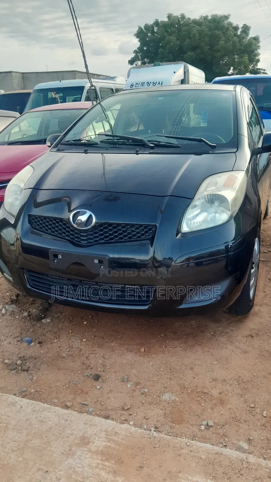 Toyota Vitz 1.3 FWD 5dr 2010 Black
