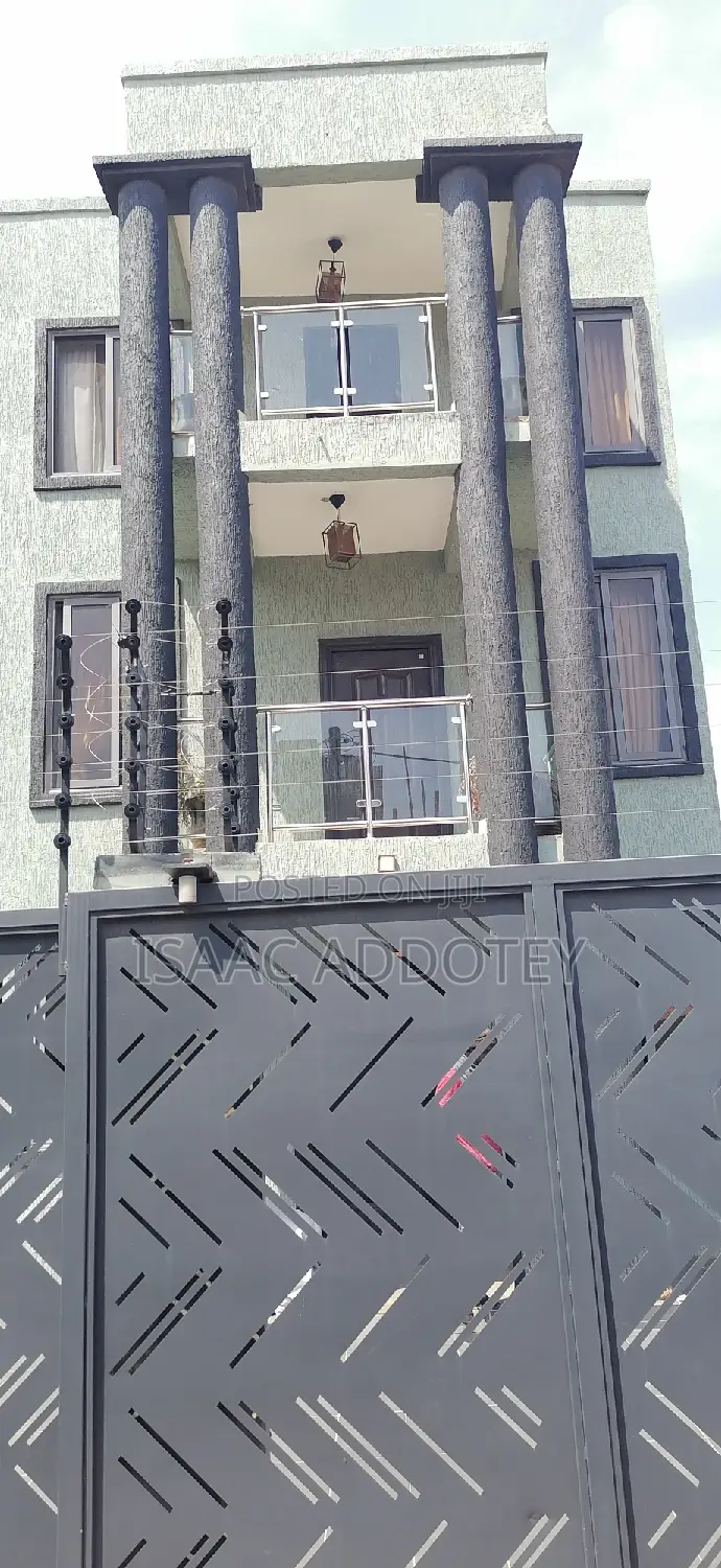 2bdrm Apartment in Tsaado, Spintex for rent