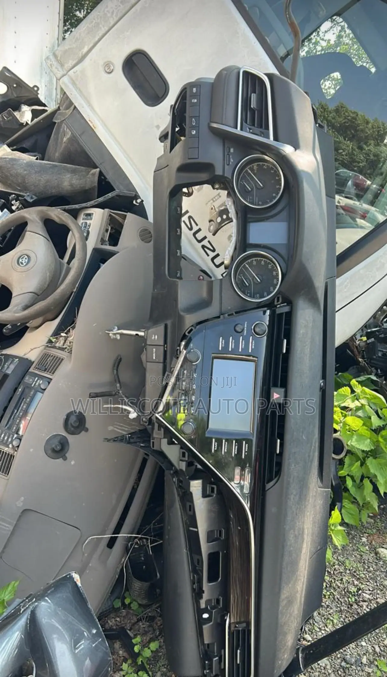 Camry 18-22 Dashboard Available