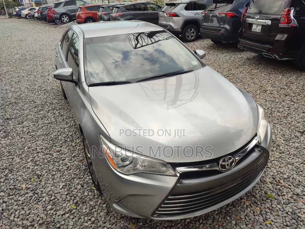 Toyota Camry XLE 4dr Sedan (2.5L 4cyl 6A) 2017 Silver